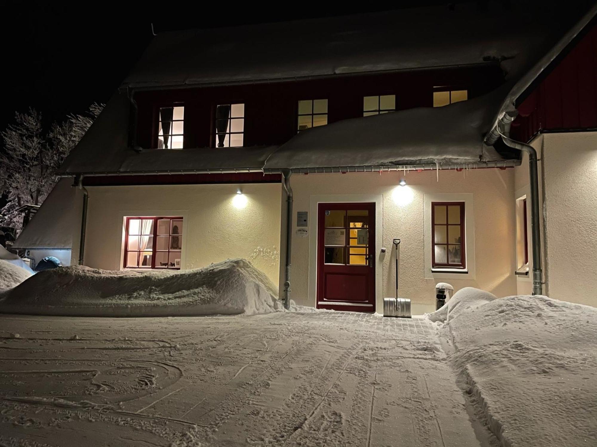 Zur Bergwiese 5 Sterne Appartementhaus * Furstenau (Saxony)